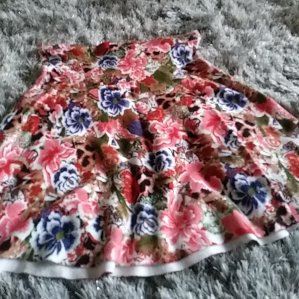 Multi color skirt